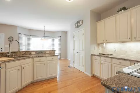 11625 Explorer Dr, Midlothian, VA 23114 photo 47