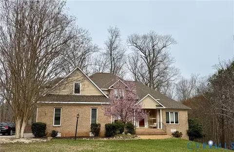 8143 Seaview Dr, Chesterfield, VA 23838