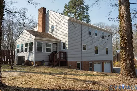 Exterior - 11800 Heathmere Cres, Midlothian, VA 23113 photo 7 of 10