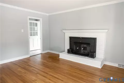 Living - 11800 Heathmere Cres, Midlothian, VA 23113 photo 4 of 6