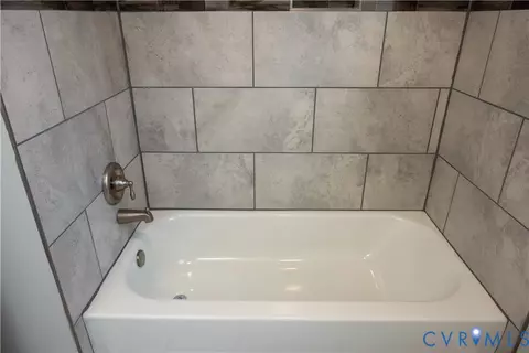 Bath - 11800 Heathmere Cres, Midlothian, VA 23113 photo 1 of 6