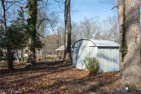 Exterior - 11800 Heathmere Cres, Midlothian, VA 23113 photo 5 of 10