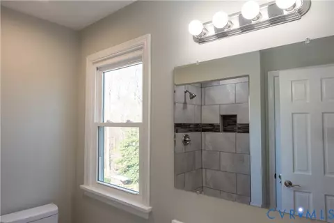 Bath - 11800 Heathmere Cres, Midlothian, VA 23113 photo 5 of 6