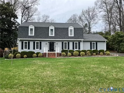 7381 Hill View Dr, Mechanicsville, VA 23111
