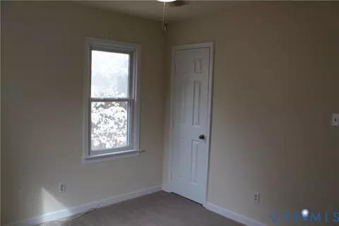 Bedroom - 13909 Sagebrook Rd, Midlothian, VA 23112 photo 7 of 8