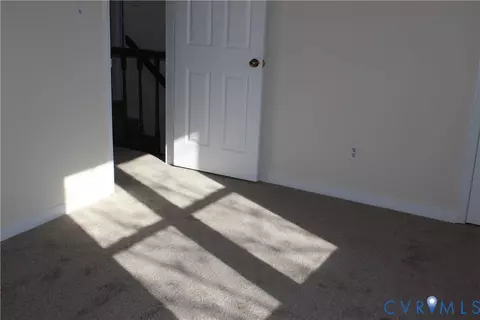 Bedroom - 13909 Sagebrook Rd, Midlothian, VA 23112 photo 6 of 8
