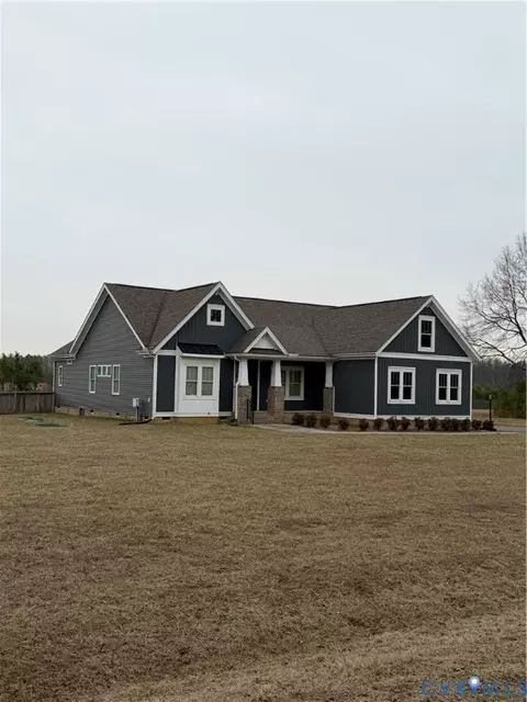 11232 Garland Park Ln, Hanover, VA 23069