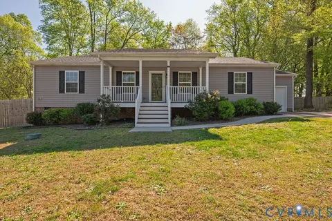 2642 Flat Top Dr, North Prince George, VA 23860