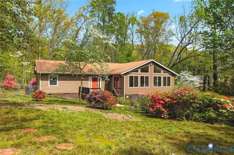 8001 Jahnke Rd, North Chesterfield, VA 23235