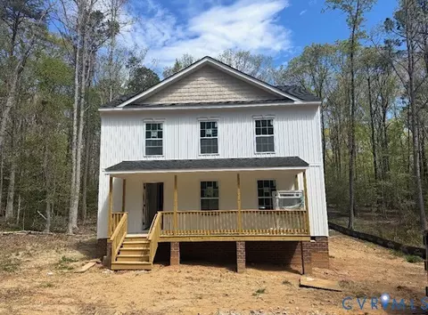229 Lexington Dr, Ruther Glen, VA 22546