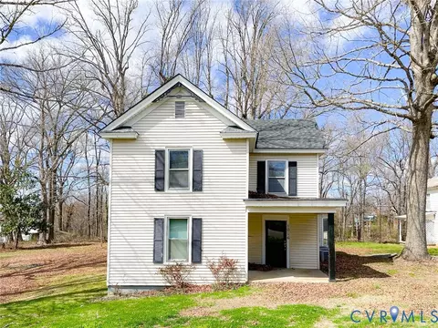 1016 Court St, Victoria, VA 23974