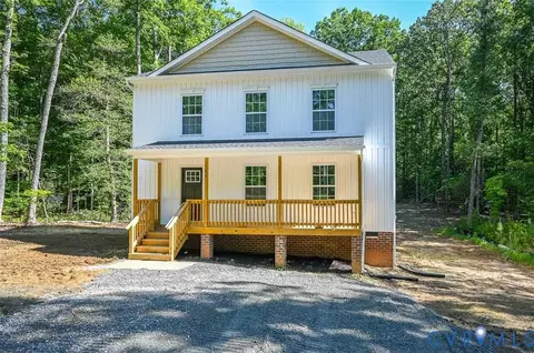308 Crump Dr, Ruther Glen, VA 22546