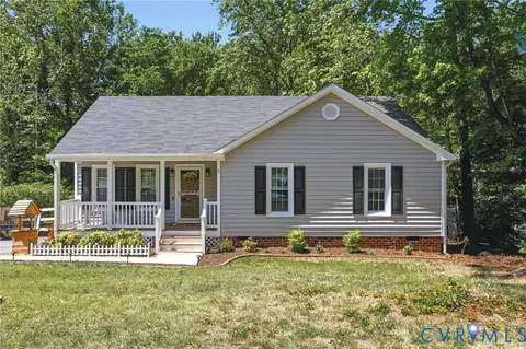 7012 Holly Bark Dr, Midlothian, VA 23112