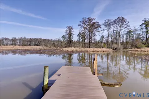 View/Area - 1613 River Rdg, Williamsburg, VA 23185 photo 1 of 12