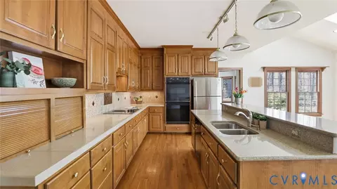 Kitchen - 2560 Chartstone Dr, Midlothian, VA 23113 photo 2 of 5