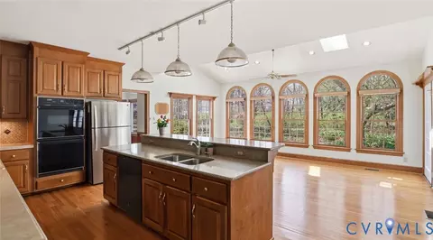 Kitchen - 2560 Chartstone Dr, Midlothian, VA 23113 photo 5 of 5
