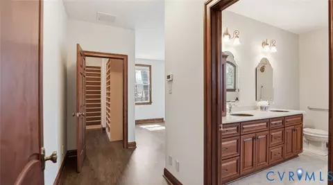 Entry Way - 2560 Chartstone Dr, Midlothian, VA 23113 photo 2 of 3