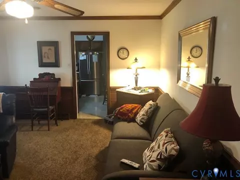 Living - 9401 Gum Fork Rd, Midlothian, VA 23112 photo 3 of 5