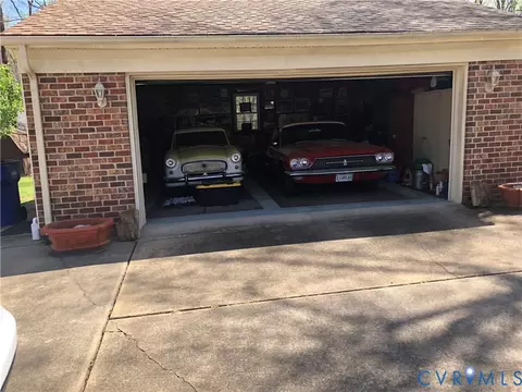 Exterior - 9401 Gum Fork Rd, Midlothian, VA 23112 photo 10 of 11