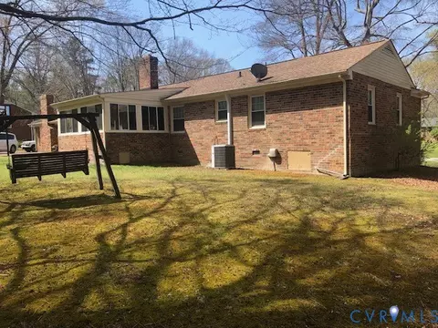 Exterior - 9401 Gum Fork Rd, Midlothian, VA 23112 photo 3 of 11