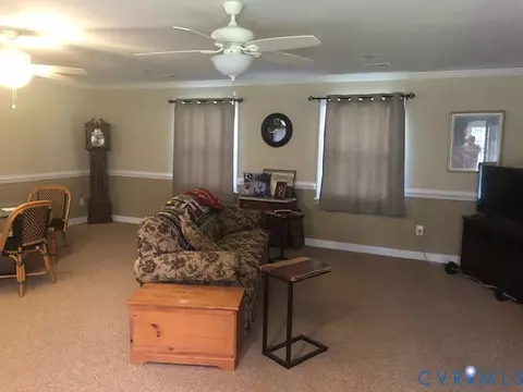 Living - 9401 Gum Fork Rd, Midlothian, VA 23112 photo 2 of 5