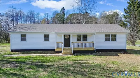 10700 Quaker Rd, Dinwiddie, VA 23841