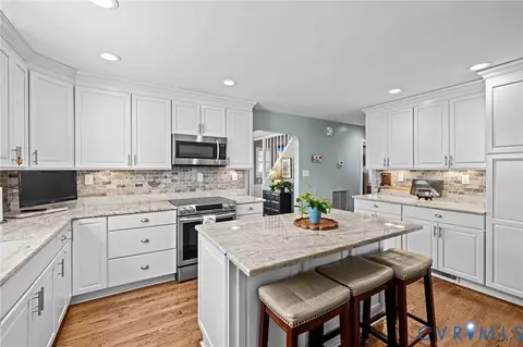 408 John St, Ashland, VA 23005