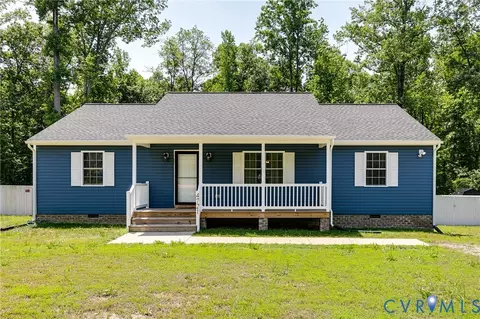 4721 Red Coach Ln, Sandston, VA 23150