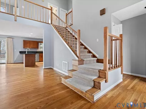 Entry Way - 54 Bunker Blvd, Palmyra, VA 22963 photo 4 of 5