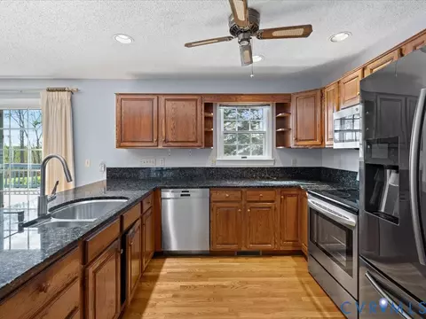 Kitchen - 54 Bunker Blvd, Palmyra, VA 22963 photo 3 of 3
