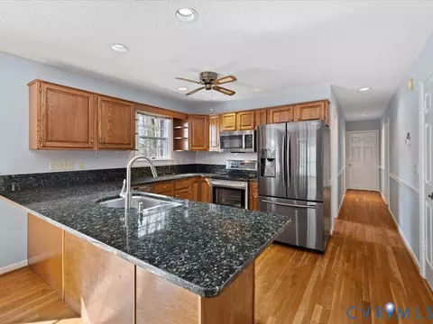 Kitchen - 54 Bunker Blvd, Palmyra, VA 22963 photo 2 of 3