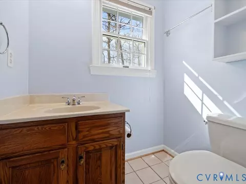 Bath - 54 Bunker Blvd, Palmyra, VA 22963 photo 2 of 5