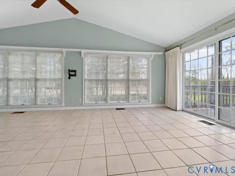 Living - 54 Bunker Blvd, Palmyra, VA 22963 photo 8 of 8
