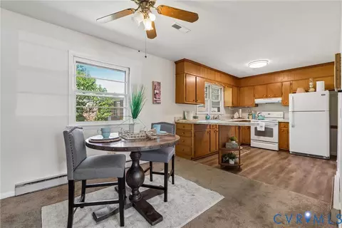 Dining - 803 Belfast Ave, Hampton, VA 23661 photo 1 of 2