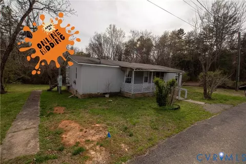 1021 Kendrick St, South Boston, VA 24592