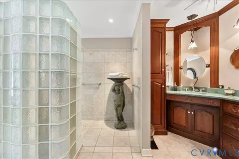 Bath - 2911 Vistapoint Rd, Midlothian, VA 23113 photo 2 of 10