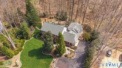 Exterior - 2911 Vistapoint Rd, Midlothian, VA 23113 photo 3 of 19