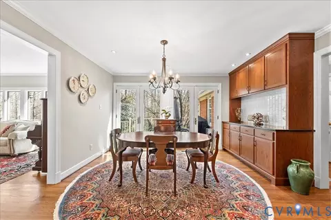 Dining - 2911 Vistapoint Rd, Midlothian, VA 23113 photo 3 of 3