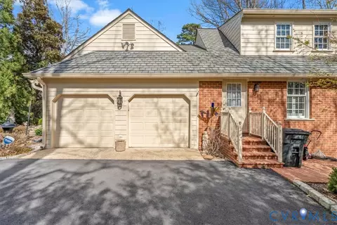 Exterior - 2911 Vistapoint Rd, Midlothian, VA 23113 photo 6 of 19