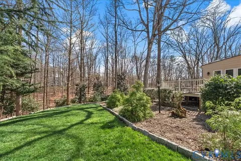 Exterior - 2911 Vistapoint Rd, Midlothian, VA 23113 photo 12 of 19