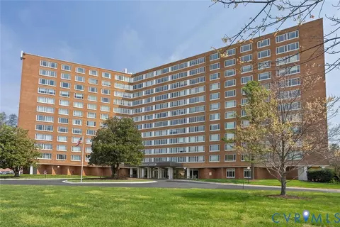 5100 Monument Ave #902, Richmond, VA 23230
