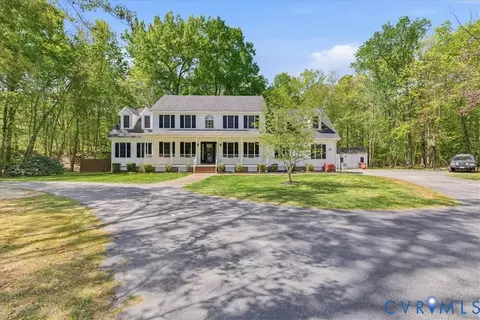 1213 Rockbasket Ln, Chester, VA 23836