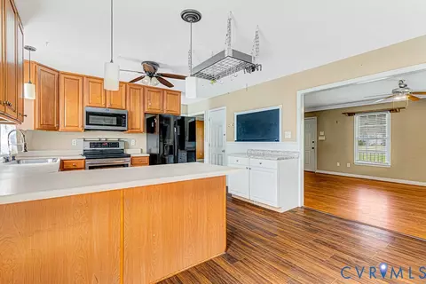 9317 Townsend Rd, Providence Forge, VA 23140 photo 10