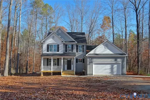 925 Moody Town Rd, Bumpass, VA 23024