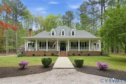 10424 Windam Hill Rd, Glen Allen, VA 23059