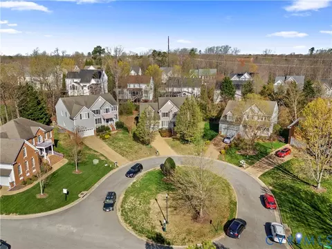 View/Area - 700 Heth Pl, Midlothian, VA 23114 photo 4 of 9