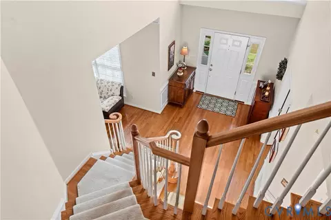 Entry Way - 700 Heth Pl, Midlothian, VA 23114 photo 6 of 8