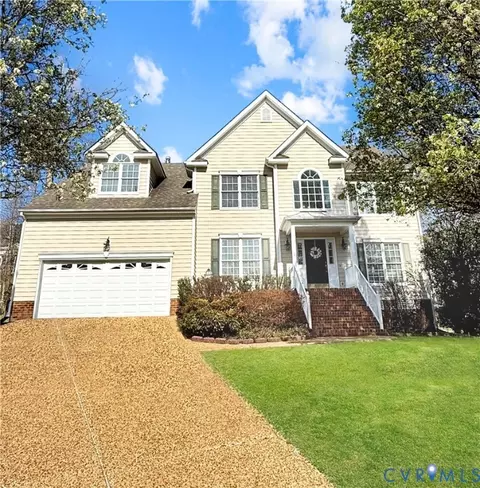 Exterior - 700 Heth Pl, Midlothian, VA 23114 photo 2 of 5