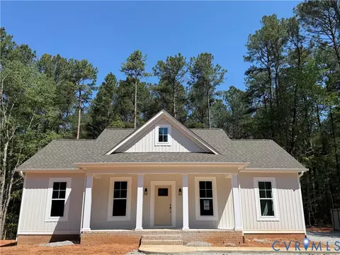 136 Hicks Dr, Bracey, VA 23919