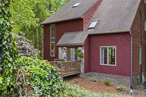 2611 Wicklow Loop, North Chesterfield, VA 23236 photo 2